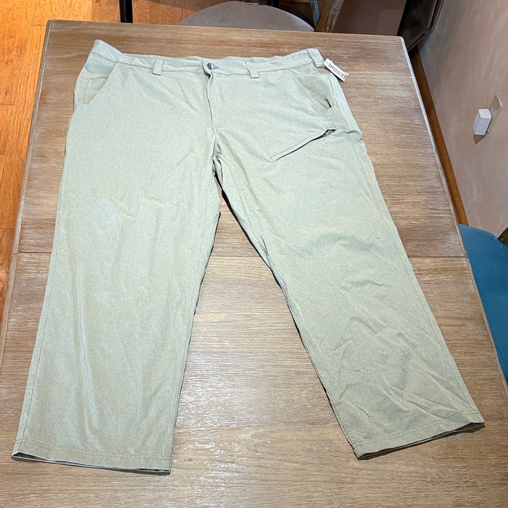 Duluth Trading Co Men's Light Tan Cargo Pants